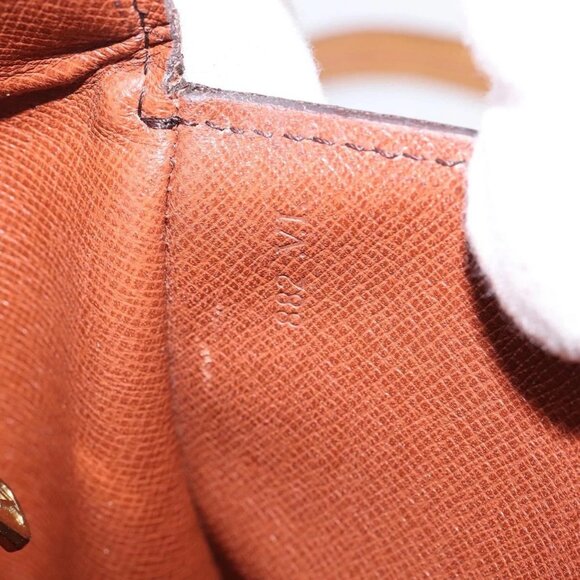 LOUIS VUITTON Monogram Saint Cloud GM Shoulder Bag M51242 LV Auth 147693 - Picture 13 of 16